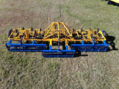 Delmade Heavy Duty Cultivator 6m with Crumbler.jpg