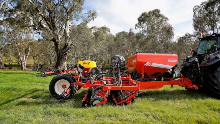 Fields of Approval: Farmers Speak Out on the Maschio Gigante Seed Drill image