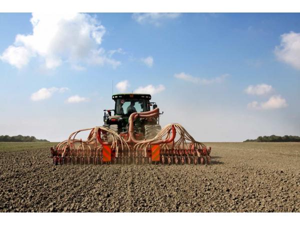 a6-27 — Centauro Isotronic - Combined Power Harrow & Seeder