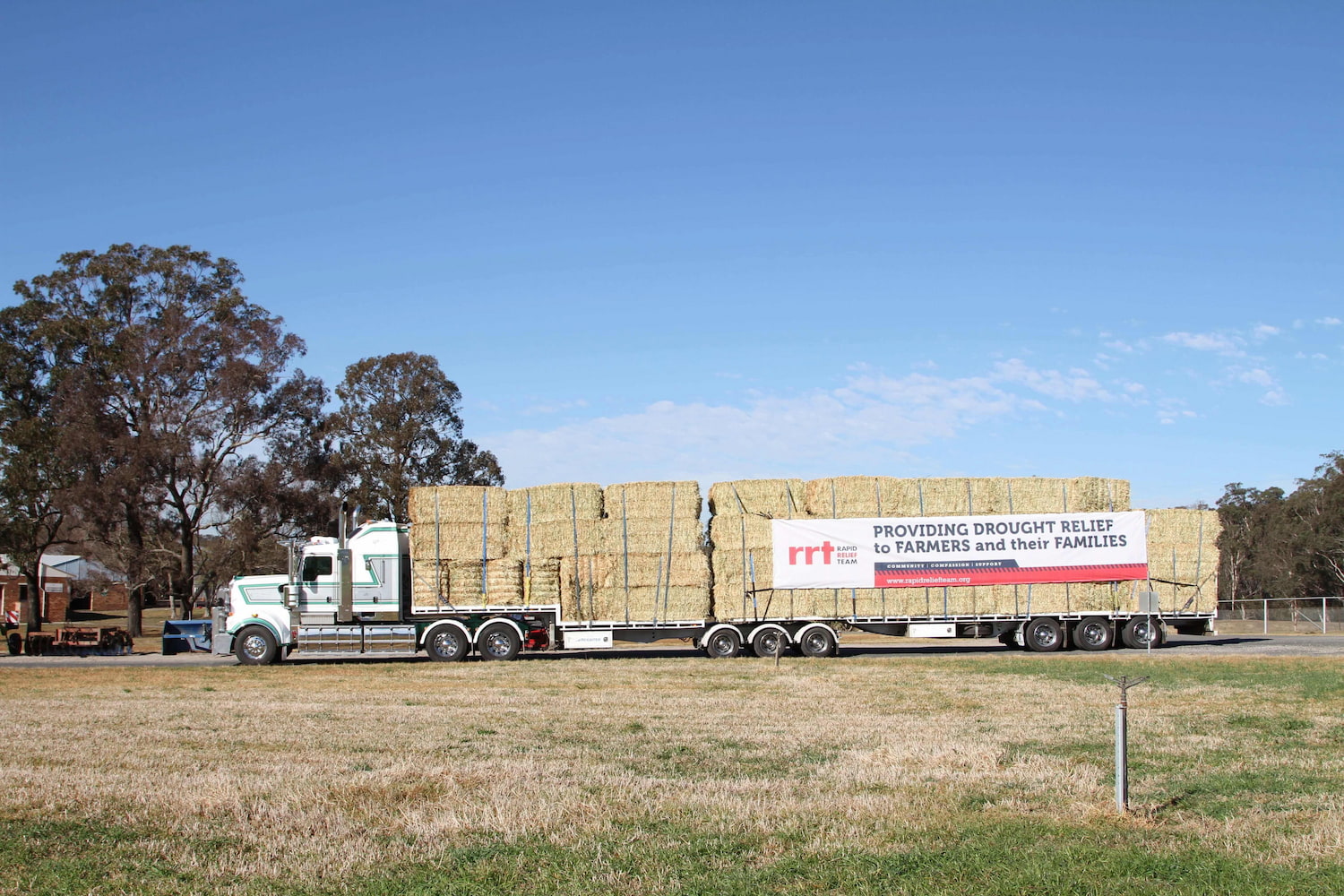 Delmade Supporting RRT with Operation Drought Relief delivering hay to livestock, Donating Food and more!