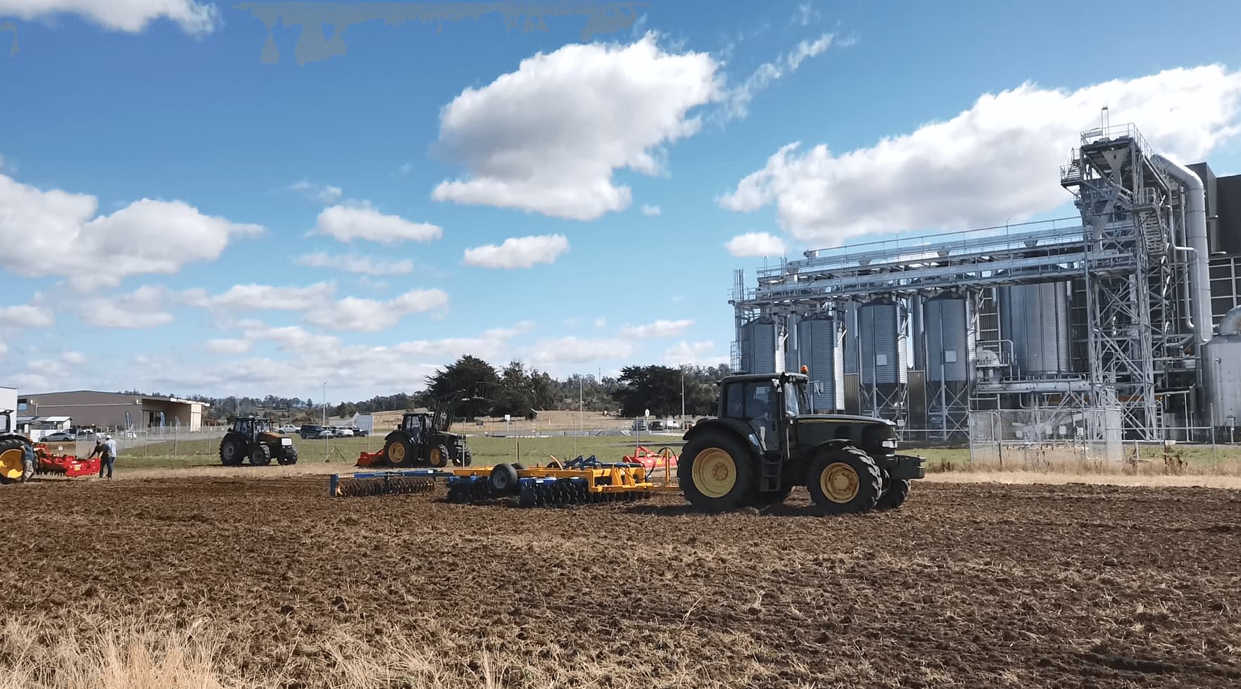 Delmade 850 Series Offset Disc behind John Deere Tractor - March 2020 Demo Day