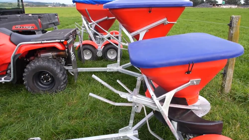 Delmade - How to Choose the best Spreader for your Property - STEP 1: Size